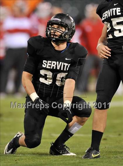 Thumbnail 3 in Mater Dei vs. Servite photogallery.