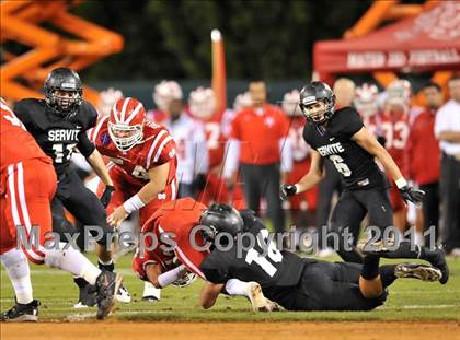 Thumbnail 1 in Mater Dei vs. Servite photogallery.