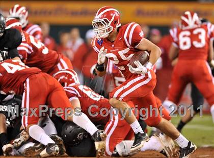 Thumbnail 2 in Mater Dei vs. Servite photogallery.
