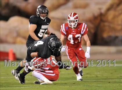 Thumbnail 3 in Mater Dei vs. Servite photogallery.