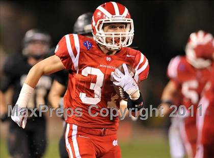 Thumbnail 1 in Mater Dei vs. Servite photogallery.