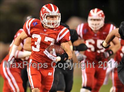 Thumbnail 3 in Mater Dei vs. Servite photogallery.