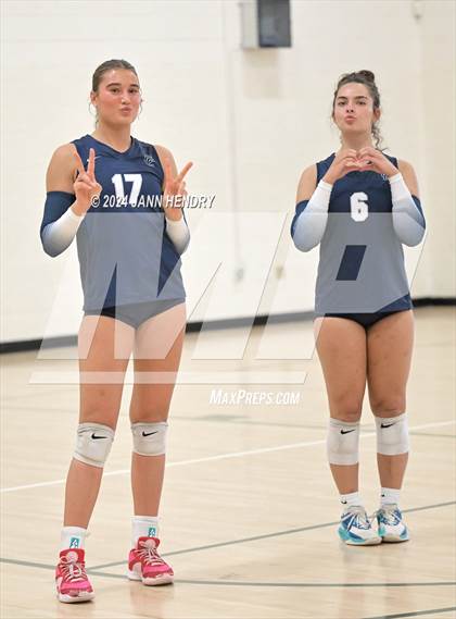 Thumbnail 3 in St. Ignatius College Preparatory vs. Corner Canyon (Durango Fall Classic) photogallery.