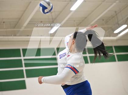 Thumbnail 1 in St. Ignatius College Preparatory vs. Corner Canyon (Durango Fall Classic) photogallery.