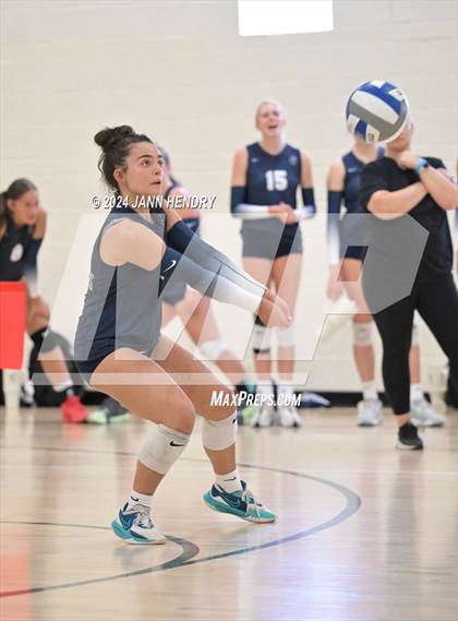 Thumbnail 3 in St. Ignatius College Preparatory vs. Corner Canyon (Durango Fall Classic) photogallery.