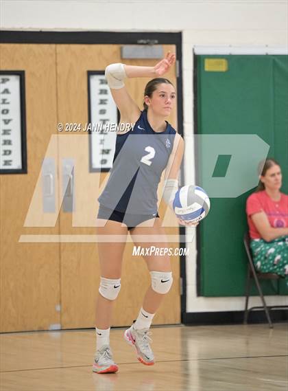 Thumbnail 1 in St. Ignatius College Preparatory vs. Corner Canyon (Durango Fall Classic) photogallery.
