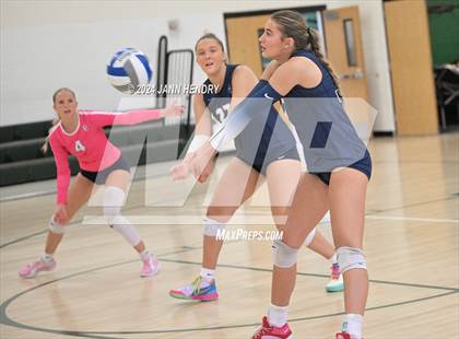 Thumbnail 3 in St. Ignatius College Preparatory vs. Corner Canyon (Durango Fall Classic) photogallery.