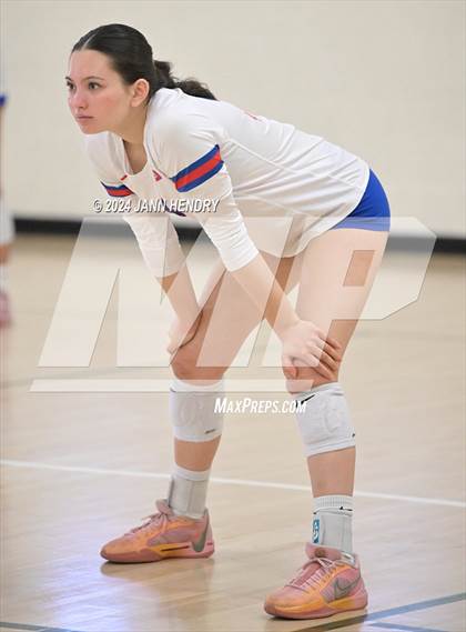 Thumbnail 1 in St. Ignatius College Preparatory vs. Corner Canyon (Durango Fall Classic) photogallery.