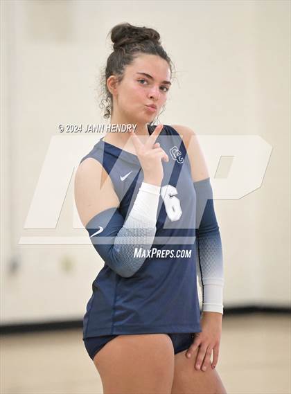 Thumbnail 2 in St. Ignatius College Preparatory vs. Corner Canyon (Durango Fall Classic) photogallery.