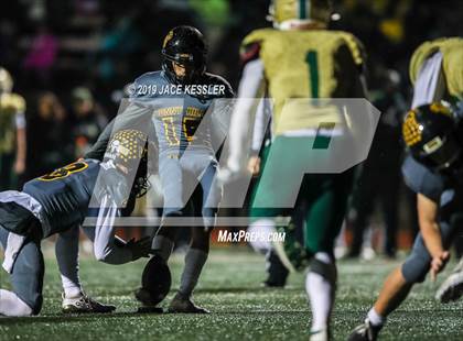 Thumbnail 2 in Santa Barbara vs. Sunny Hills (CIF-SS Div 8 Final) photogallery.