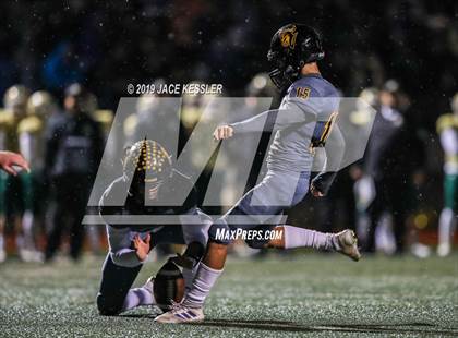 Thumbnail 1 in Santa Barbara vs. Sunny Hills (CIF-SS Div 8 Final) photogallery.