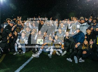 Thumbnail 3 in Santa Barbara vs. Sunny Hills (CIF-SS Div 8 Final) photogallery.