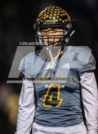Thumbnail 2 in Santa Barbara vs. Sunny Hills (CIF-SS Div 8 Final) photogallery.