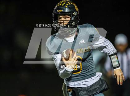 Thumbnail 3 in Santa Barbara vs. Sunny Hills (CIF-SS Div 8 Final) photogallery.