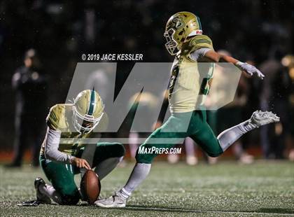 Thumbnail 2 in Santa Barbara vs. Sunny Hills (CIF-SS Div 8 Final) photogallery.