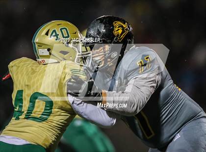 Thumbnail 3 in Santa Barbara vs. Sunny Hills (CIF-SS Div 8 Final) photogallery.