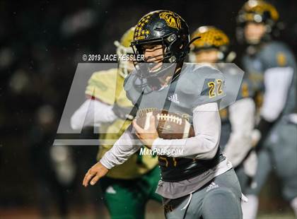 Thumbnail 1 in Santa Barbara vs. Sunny Hills (CIF-SS Div 8 Final) photogallery.