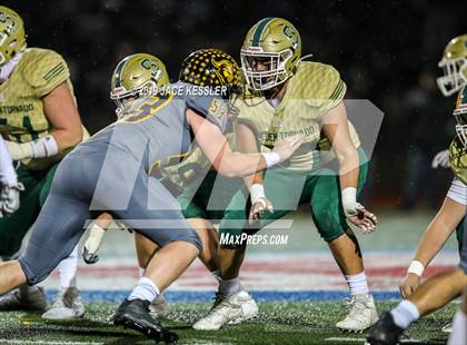 Thumbnail 3 in Santa Barbara vs. Sunny Hills (CIF-SS Div 8 Final) photogallery.