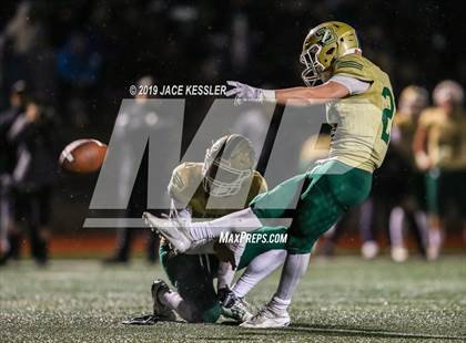 Thumbnail 3 in Santa Barbara vs. Sunny Hills (CIF-SS Div 8 Final) photogallery.