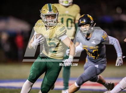 Thumbnail 1 in Santa Barbara vs. Sunny Hills (CIF-SS Div 8 Final) photogallery.