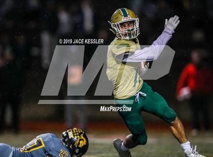 Thumbnail 1 in Santa Barbara vs. Sunny Hills (CIF-SS Div 8 Final) photogallery.