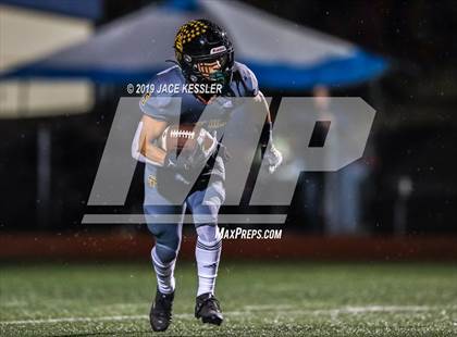 Thumbnail 2 in Santa Barbara vs. Sunny Hills (CIF-SS Div 8 Final) photogallery.