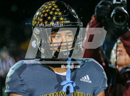 Thumbnail 2 in Santa Barbara vs. Sunny Hills (CIF-SS Div 8 Final) photogallery.