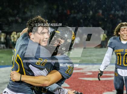Thumbnail 1 in Santa Barbara vs. Sunny Hills (CIF-SS Div 8 Final) photogallery.