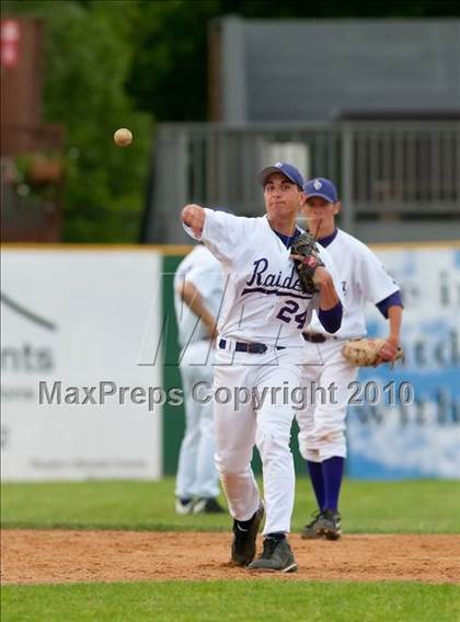Thumbnail 1 in South St. Paul vs. Cretin-Derham Hall (Section 4AAA Playoffs) photogallery.