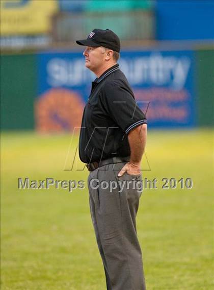 Thumbnail 2 in South St. Paul vs. Cretin-Derham Hall (Section 4AAA Playoffs) photogallery.