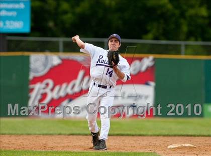 Thumbnail 2 in South St. Paul vs. Cretin-Derham Hall (Section 4AAA Playoffs) photogallery.