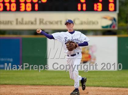 Thumbnail 3 in South St. Paul vs. Cretin-Derham Hall (Section 4AAA Playoffs) photogallery.