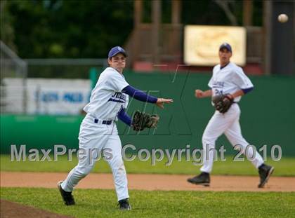 Thumbnail 1 in South St. Paul vs. Cretin-Derham Hall (Section 4AAA Playoffs) photogallery.