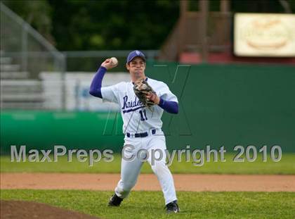 Thumbnail 2 in South St. Paul vs. Cretin-Derham Hall (Section 4AAA Playoffs) photogallery.