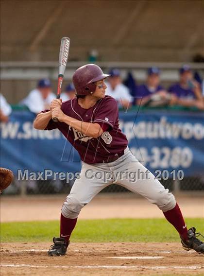 Thumbnail 2 in South St. Paul vs. Cretin-Derham Hall (Section 4AAA Playoffs) photogallery.