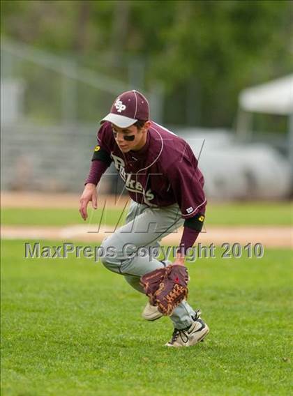 Thumbnail 3 in South St. Paul vs. Cretin-Derham Hall (Section 4AAA Playoffs) photogallery.