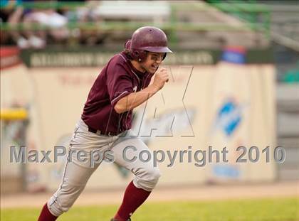 Thumbnail 3 in South St. Paul vs. Cretin-Derham Hall (Section 4AAA Playoffs) photogallery.