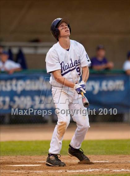 Thumbnail 3 in South St. Paul vs. Cretin-Derham Hall (Section 4AAA Playoffs) photogallery.