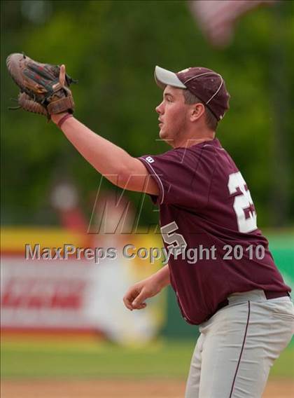 Thumbnail 2 in South St. Paul vs. Cretin-Derham Hall (Section 4AAA Playoffs) photogallery.