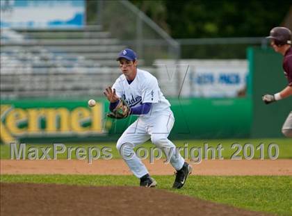 Thumbnail 3 in South St. Paul vs. Cretin-Derham Hall (Section 4AAA Playoffs) photogallery.