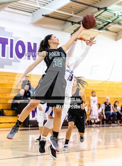 Thumbnail 3 in Franklin vs. Granite Bay photogallery.