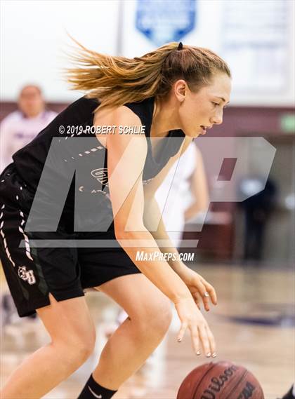 Thumbnail 2 in Franklin vs. Granite Bay photogallery.