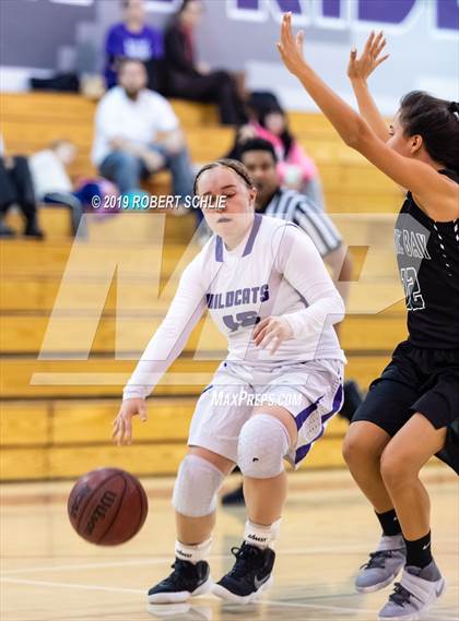 Thumbnail 3 in Franklin vs. Granite Bay photogallery.