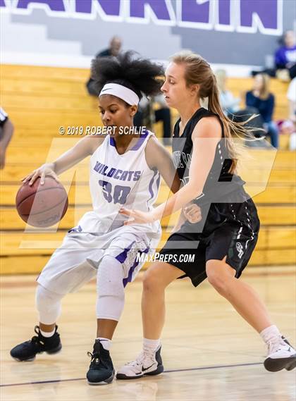 Thumbnail 2 in Franklin vs. Granite Bay photogallery.