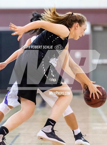 Thumbnail 2 in Franklin vs. Granite Bay photogallery.