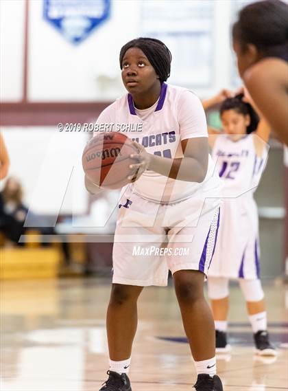 Thumbnail 1 in Franklin vs. Granite Bay photogallery.
