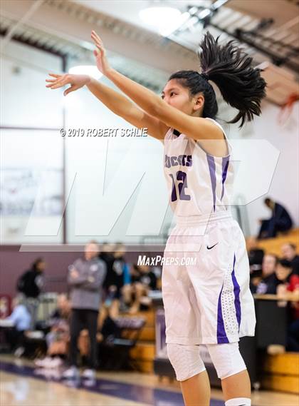 Thumbnail 3 in Franklin vs. Granite Bay photogallery.