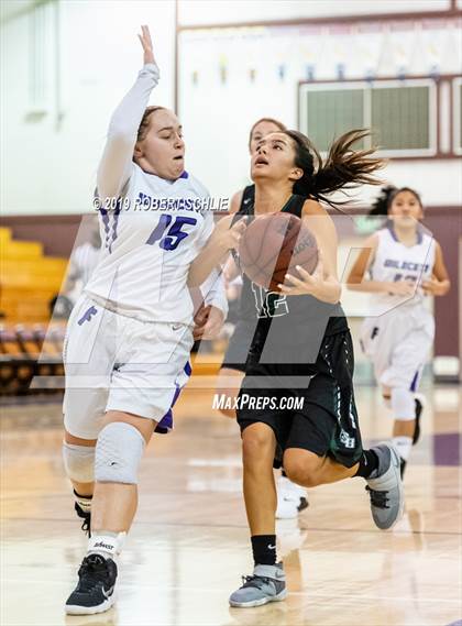 Thumbnail 3 in Franklin vs. Granite Bay photogallery.