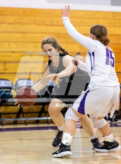 Thumbnail 2 in Franklin vs. Granite Bay photogallery.