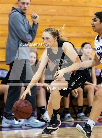 Thumbnail 1 in Franklin vs. Granite Bay photogallery.